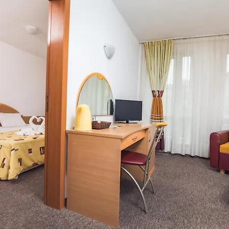 בית הארחה Martina 3*