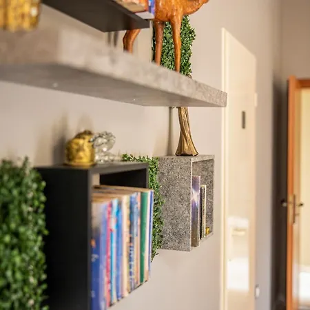 Martina בית הארחה נסבר